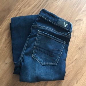 Dark wash Jegging: American Eagle brand